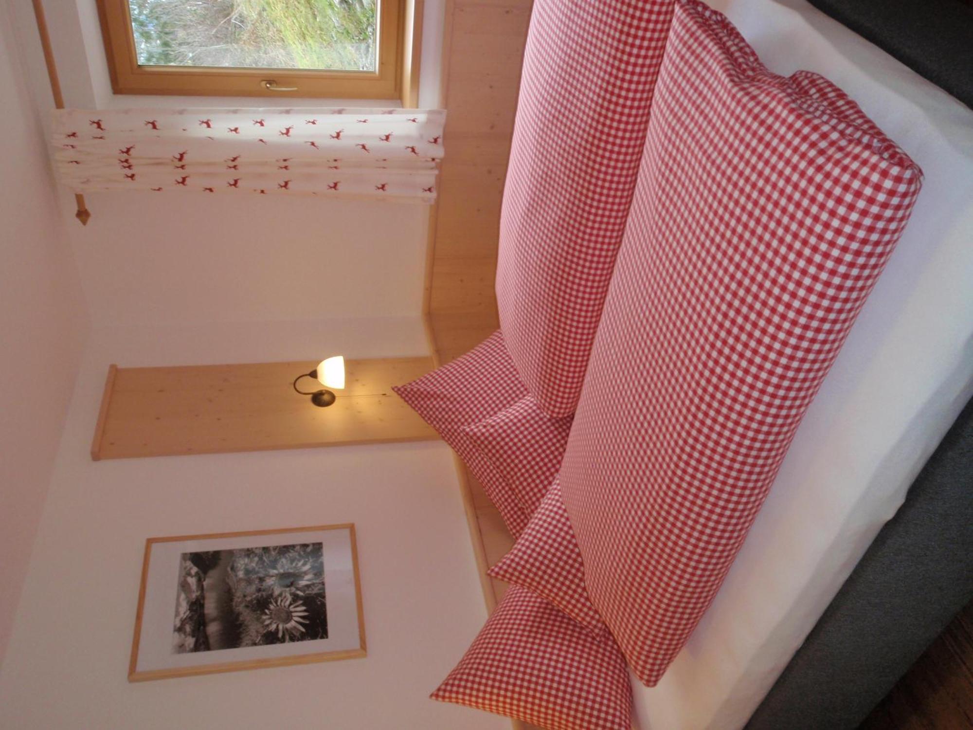 Landhaus Alpenjaeger Hainzenberg Szoba fotó