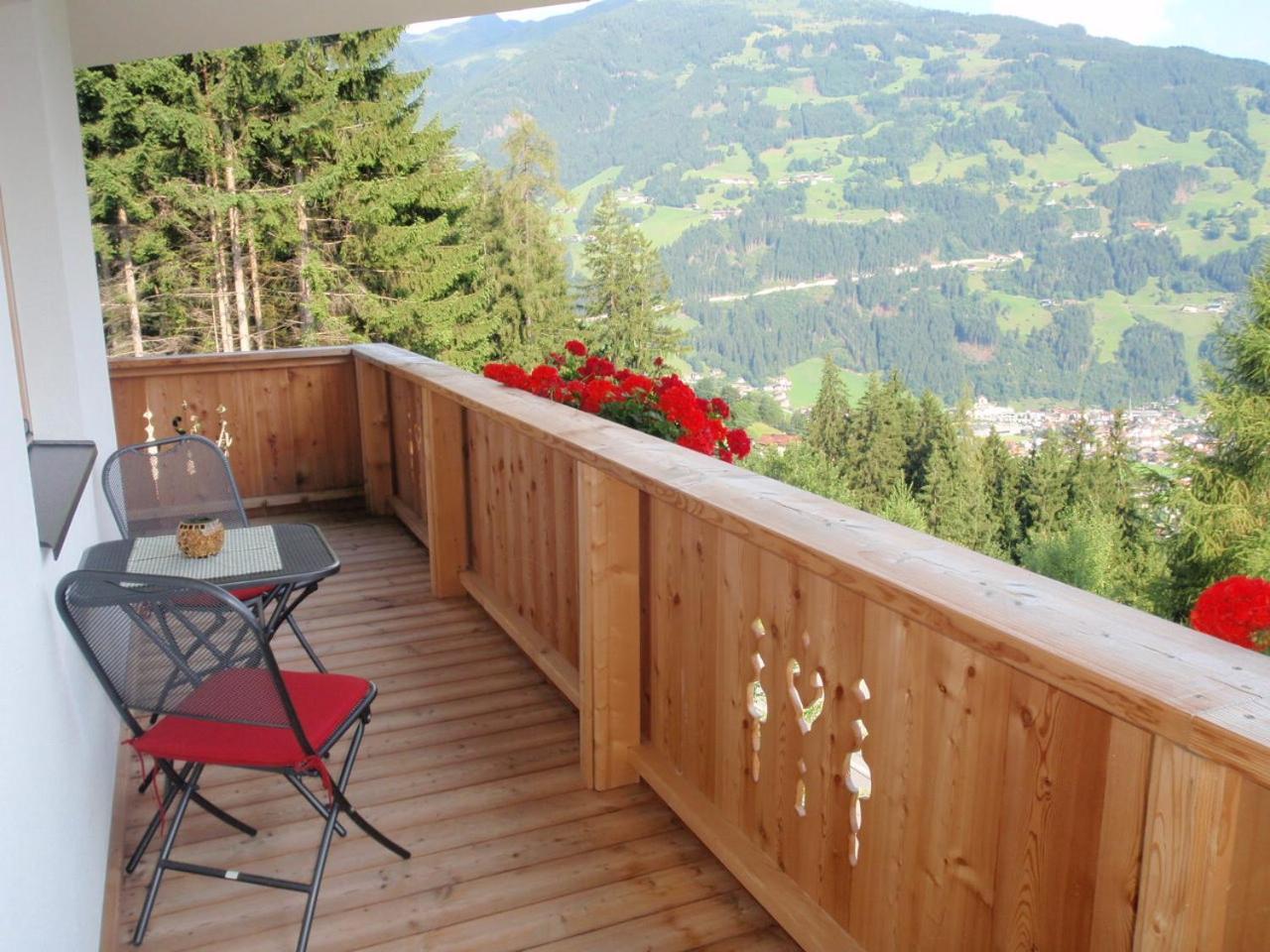 Landhaus Alpenjaeger Hainzenberg Szoba fotó
